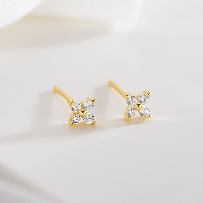 Simple Diamond Clover Earrings