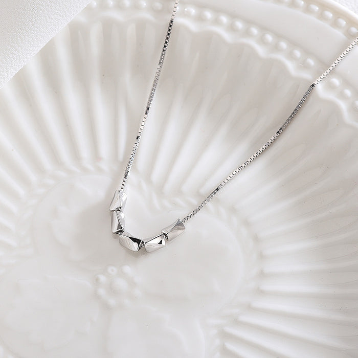 Curve Bean Silver Necklace