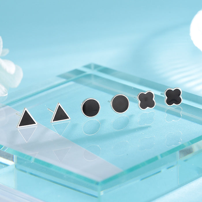 Mix Design Black Earrings
