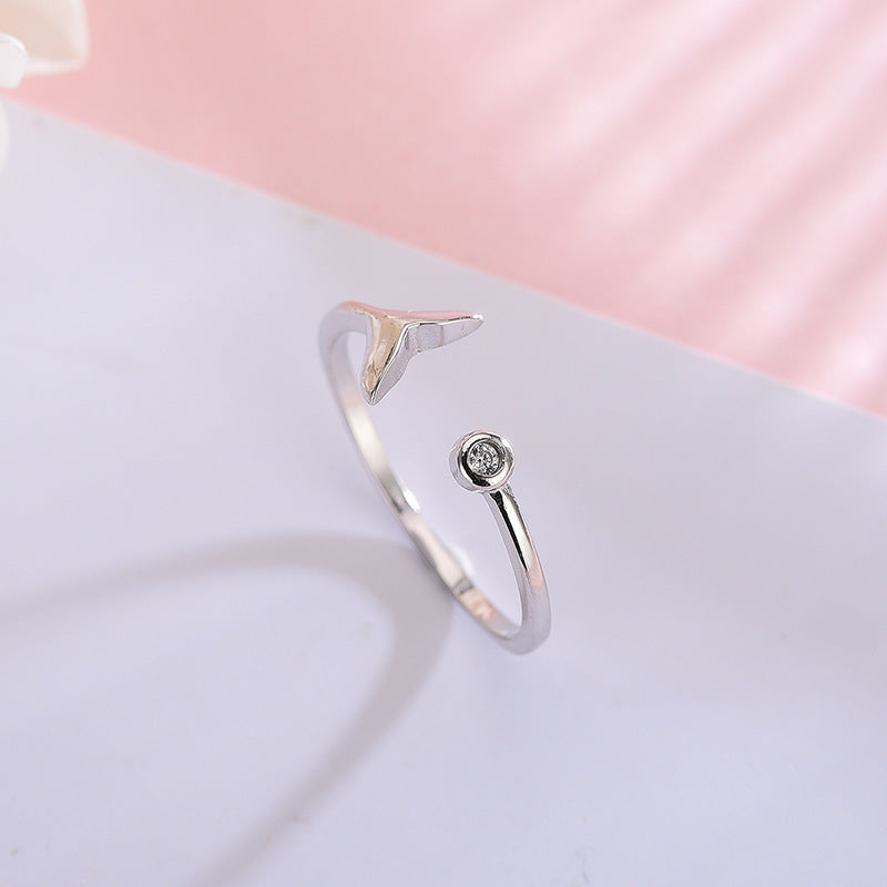 Mini Whale Tail Ring