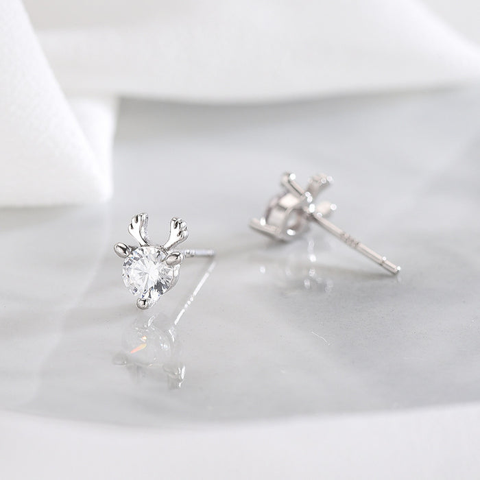 Small Elk Diamond Earrings