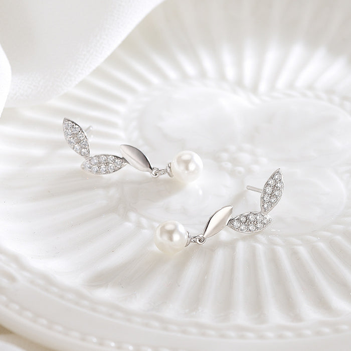Diamond leaves Pearl Earrings