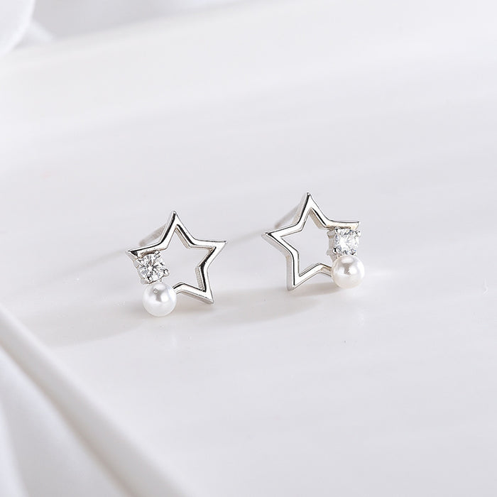 Five-Pointed Star Pearl Earrings