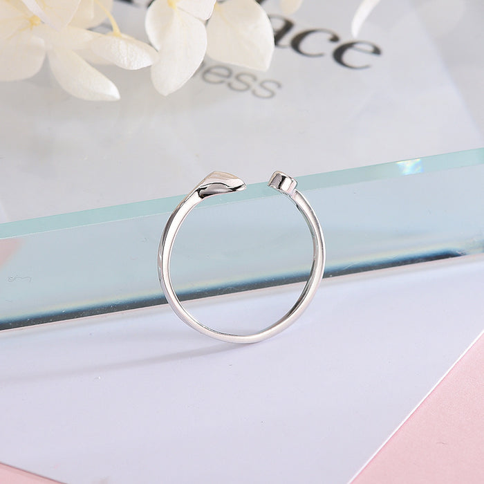 Mini Whale Tail Ring