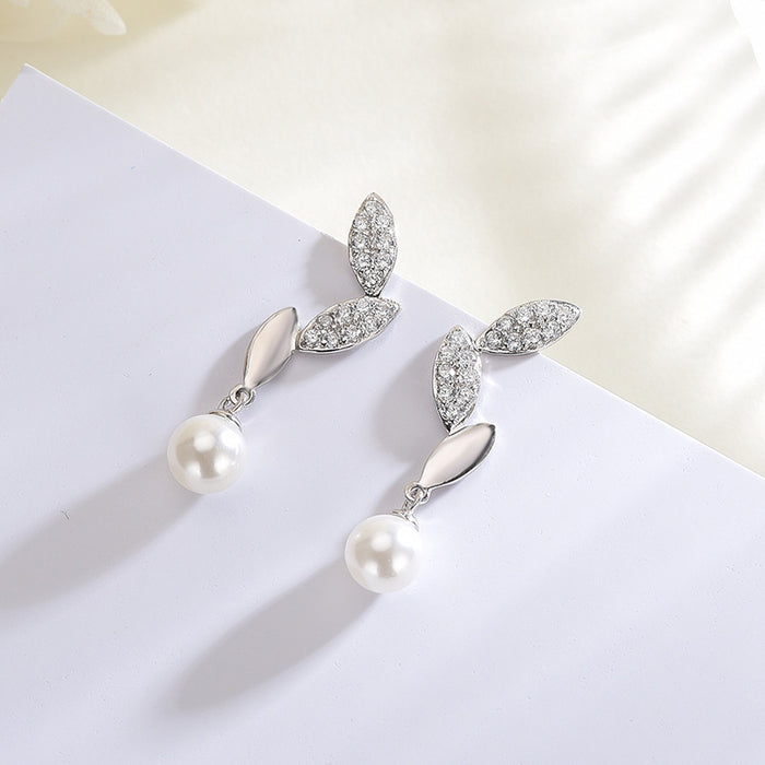 Diamond leaves Pearl Earrings