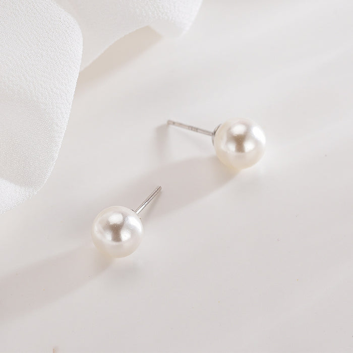 Simple Pearl Earrings
