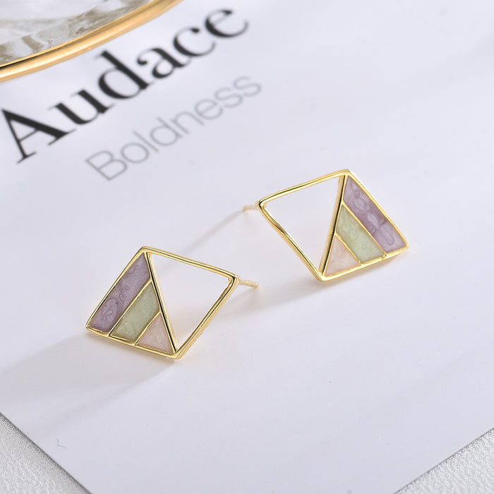 Tri-Geometric Contrast Diamond Earrings