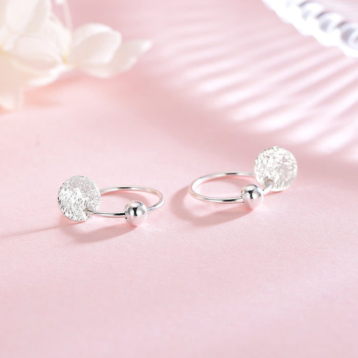 Hook Sand Sparkling Round Earrings