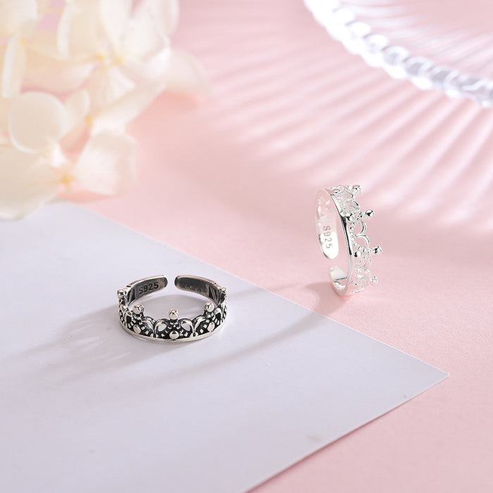 Elegant Crown Ring