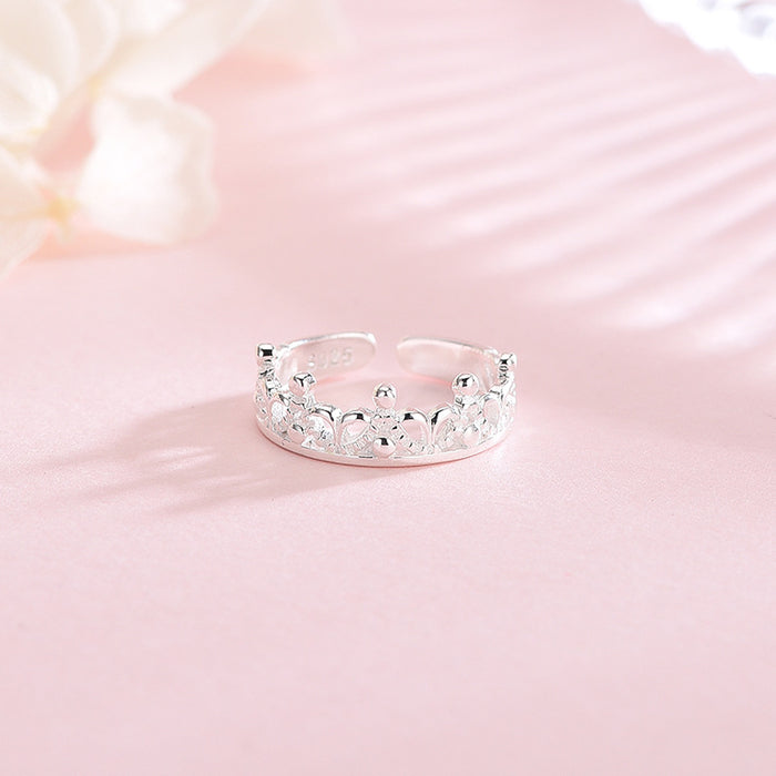 Elegant Crown Ring