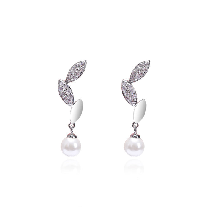 Mini Love-Shaped Diamond Earrings